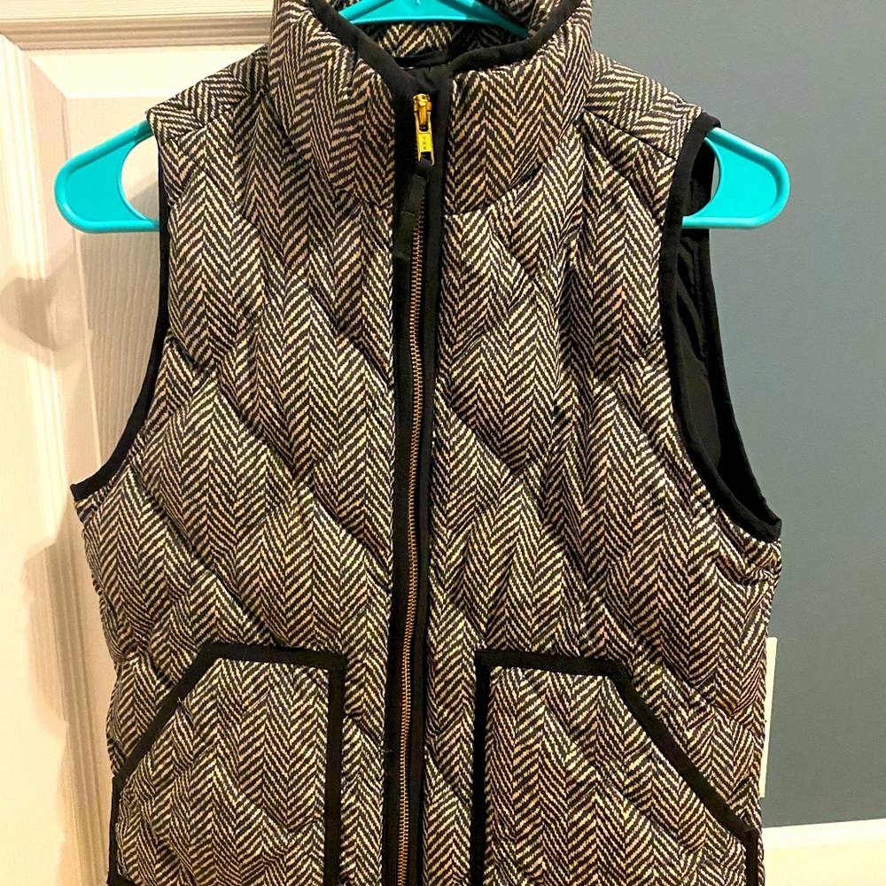 J. Crew Herringbone puffer vest, size XS